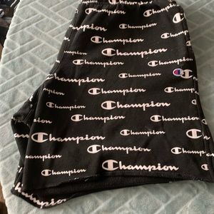 Champion Shorts 2X